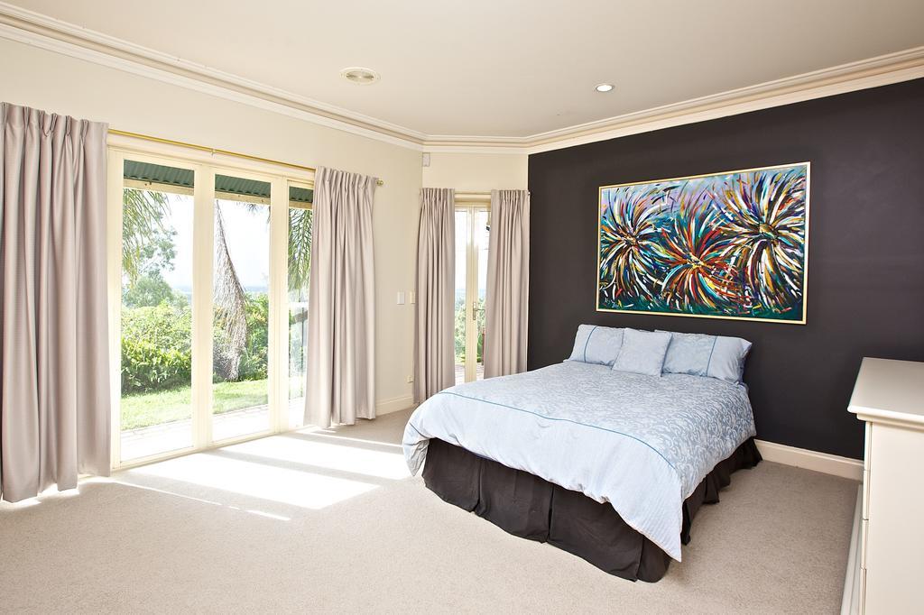 Tranquil Garden Hideaway Ormeau